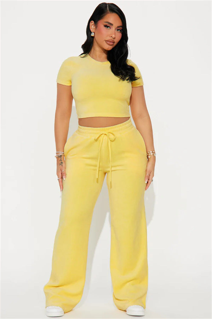 Damernes bløde velour loungewear sæt med cropped top og løse bukser Skovae