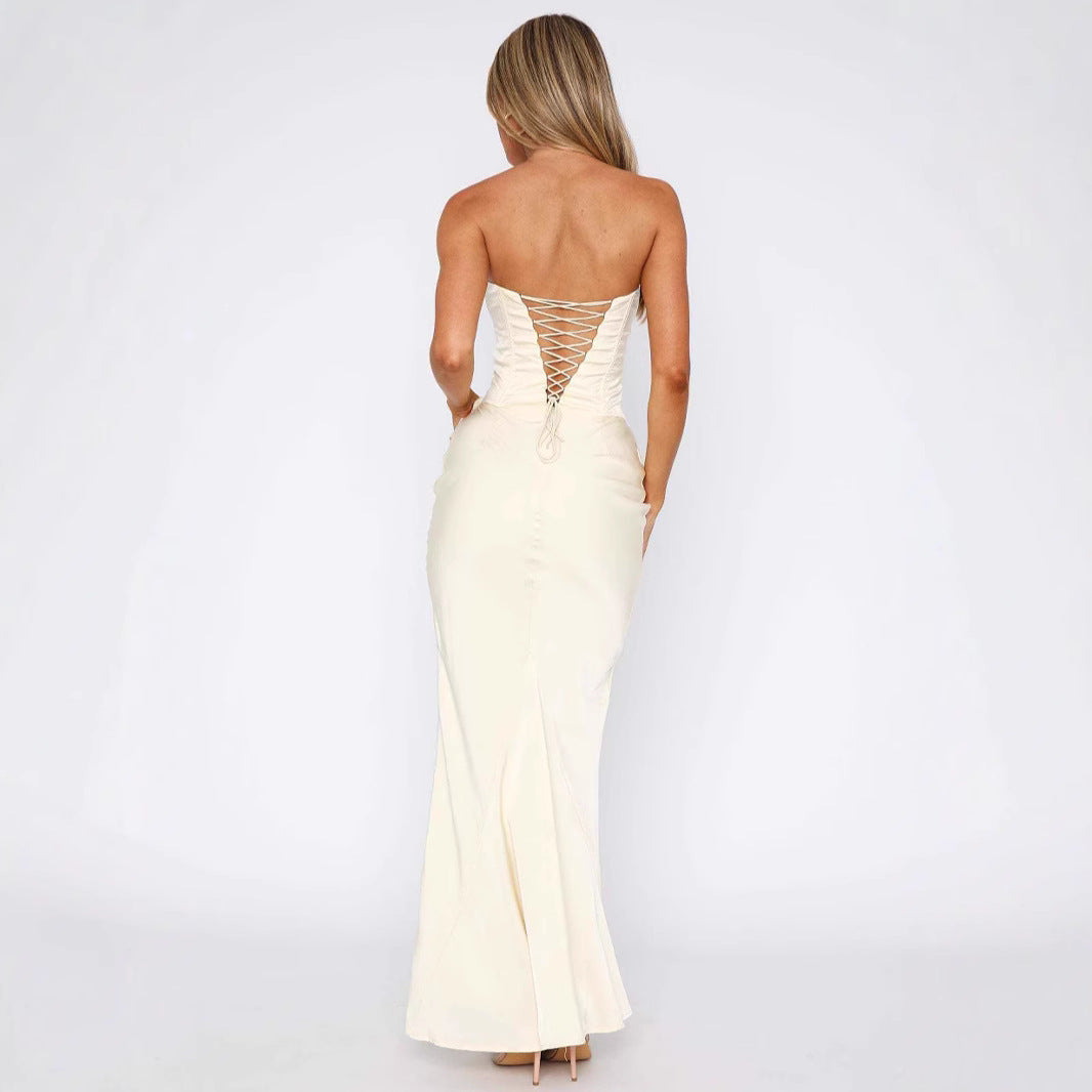 Dame elegant off-shoulder aftenkjole med raffineret flæsekanter Stilla
