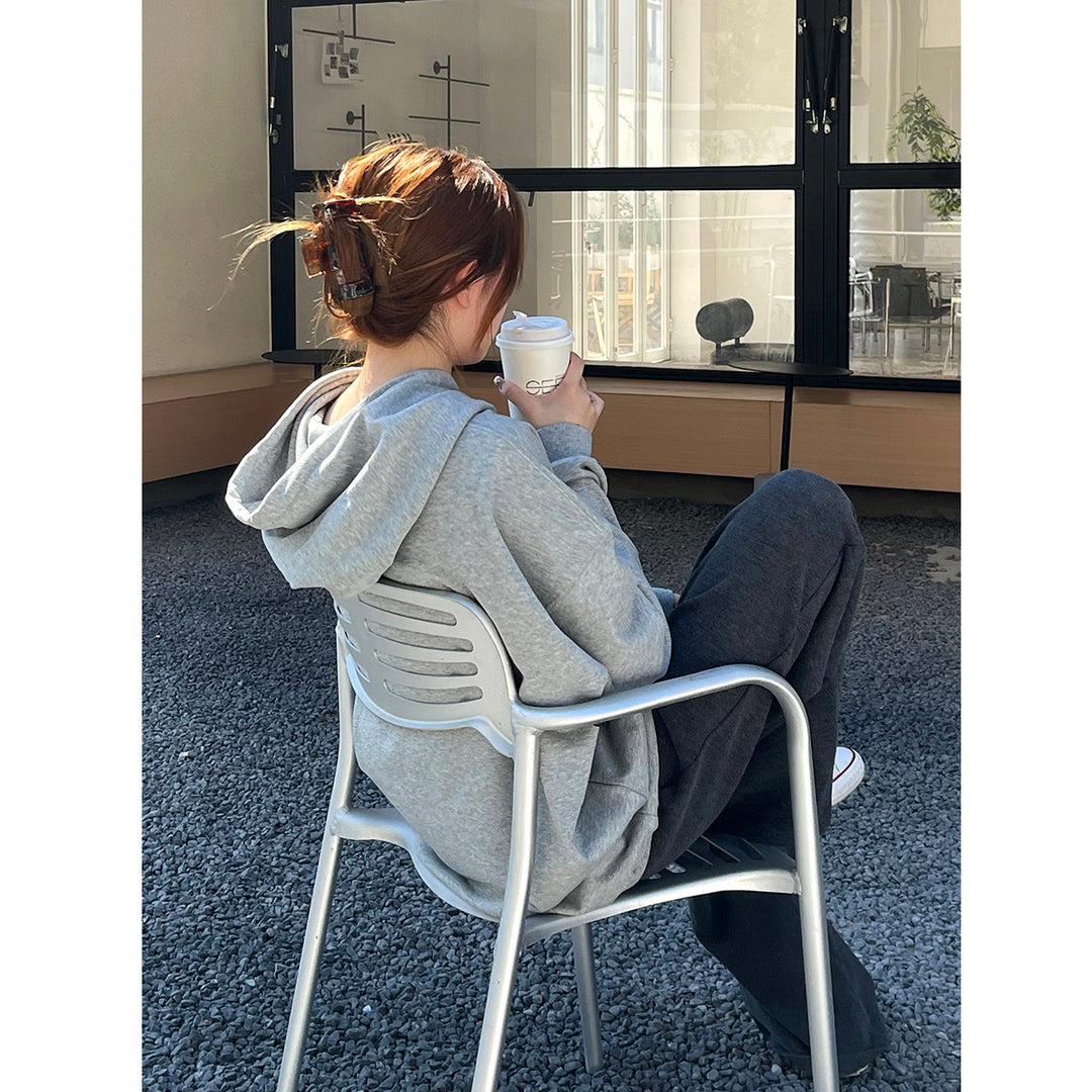 Kvinders hoodie med afslappet skrifttype og behagelig pasform Skovae
