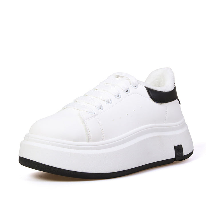 Dame Komfort Sneakers med blødt fore og skridsikker profilsåler Stilla