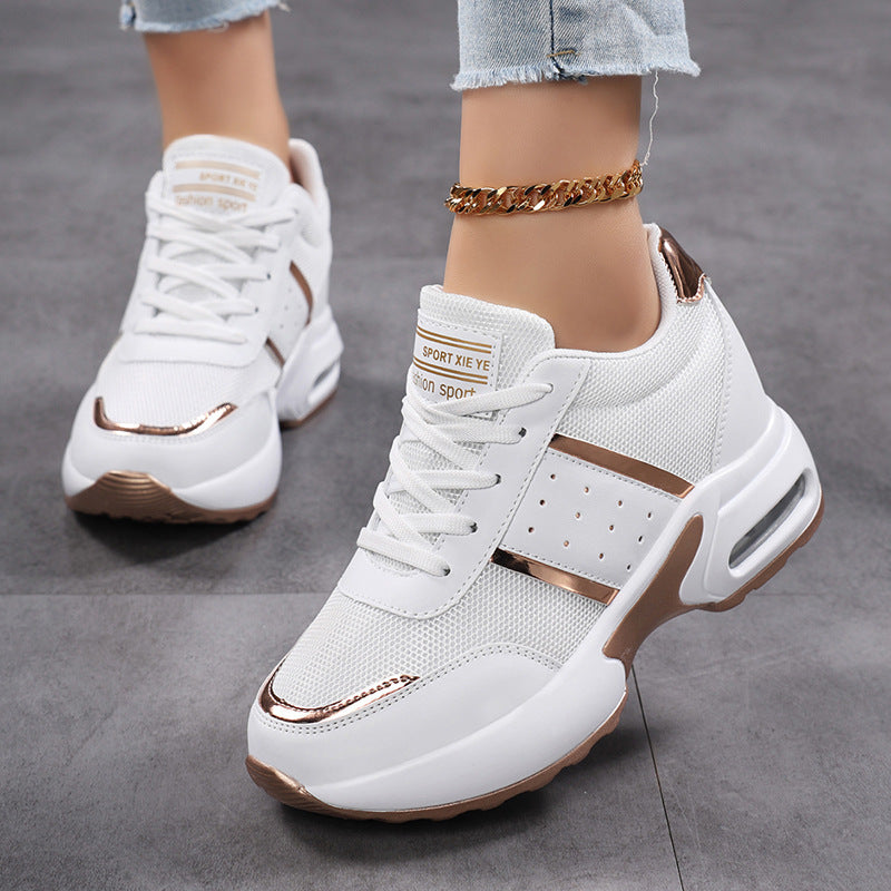 Dame nan sportliche plateau sneakers med luftkudefod og metallic-applikationer Skovae
