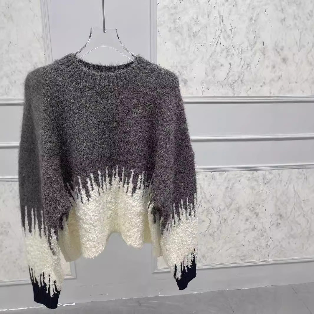 Dame Oversize sweater med stilfuld farvegradient og blødt strikstof Stilla