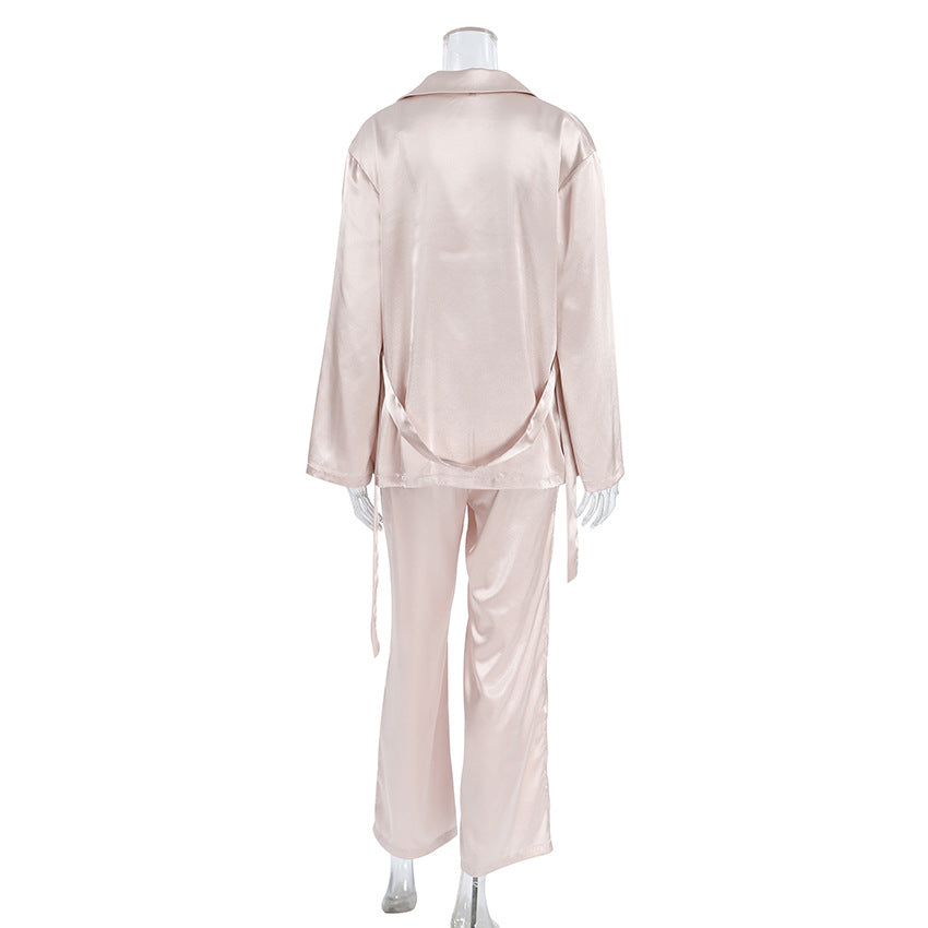 Dame elegant satin loungewear sæt med bred kimono og cropped top Stilla