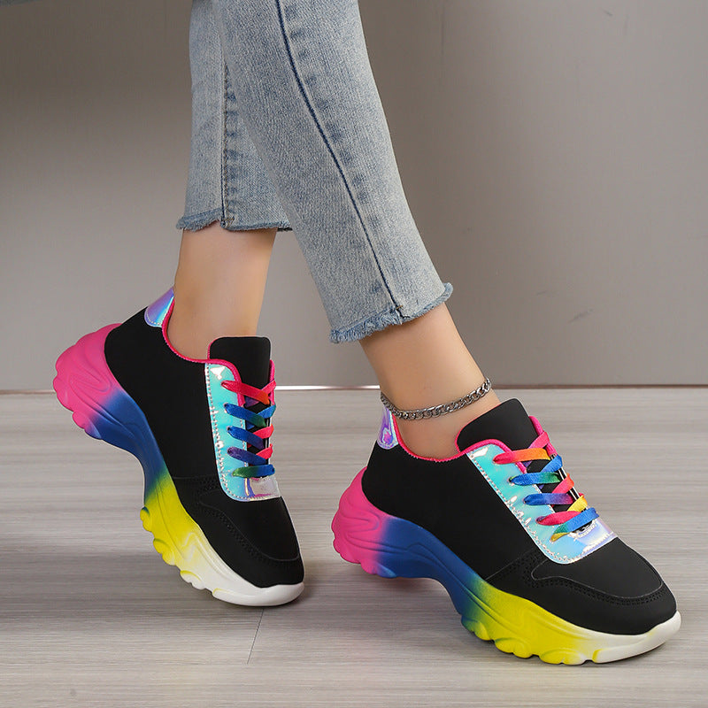 Dame Sporty Sneakers med farverige snørebånd og farvegradient Stilla