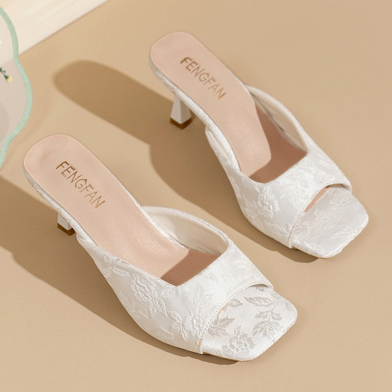 Dame elegante mules med fin blomstermønster og moderne firkantet tåområde Stilla