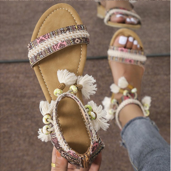 Dame Moda-sandaler med glade frynse-detaljer og komfortabel kile-sål Stilla