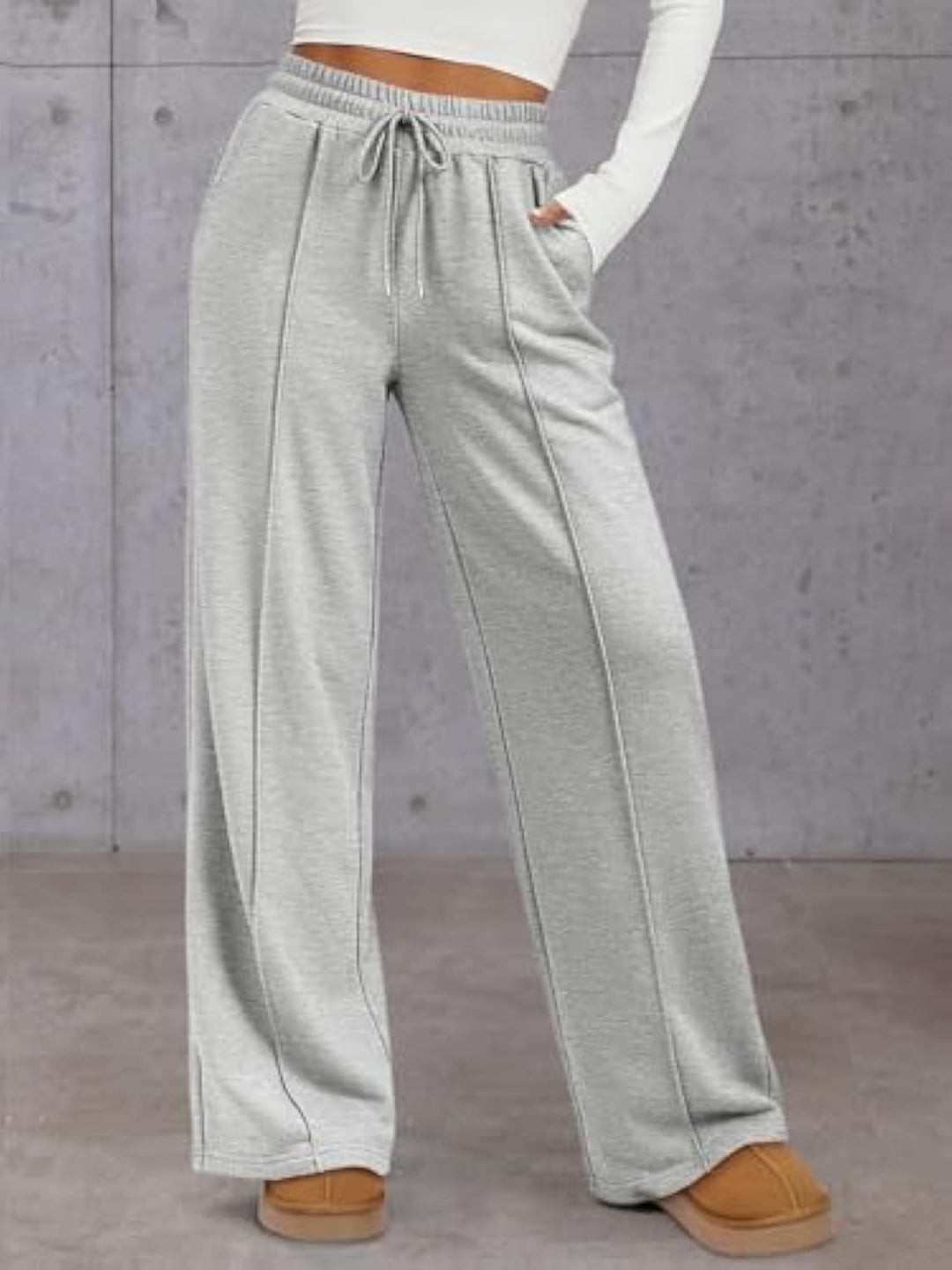 Dame Komfortabel Bred Sweatpants med elastisk talje og praktiske lommer Skovae