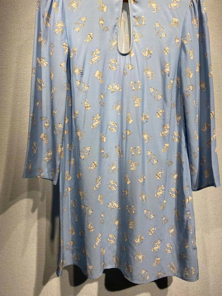 Dame tunika med legende dyremotiv og elegant ståkrave Stilla