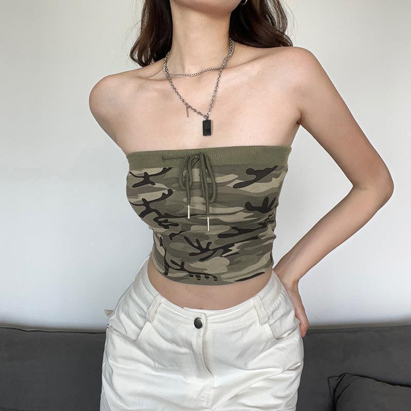 Dame Crop-Top med moderigtigt camouflage-design og elastisk bund Stilla