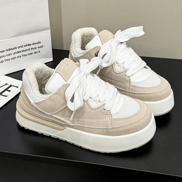 Dame Sporty Sneakers med polstret indersål og skridsikker ydersål Stilla