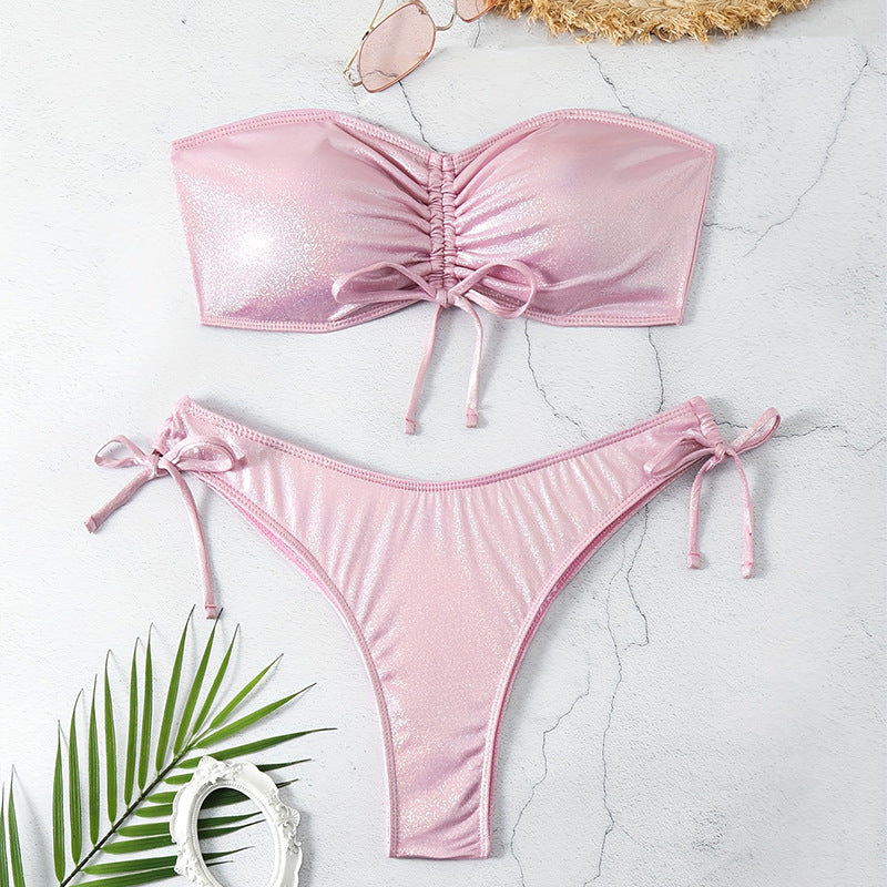 Dame Bandeau-bikini med raffineret rynkedesign og glitrende stof Stilla