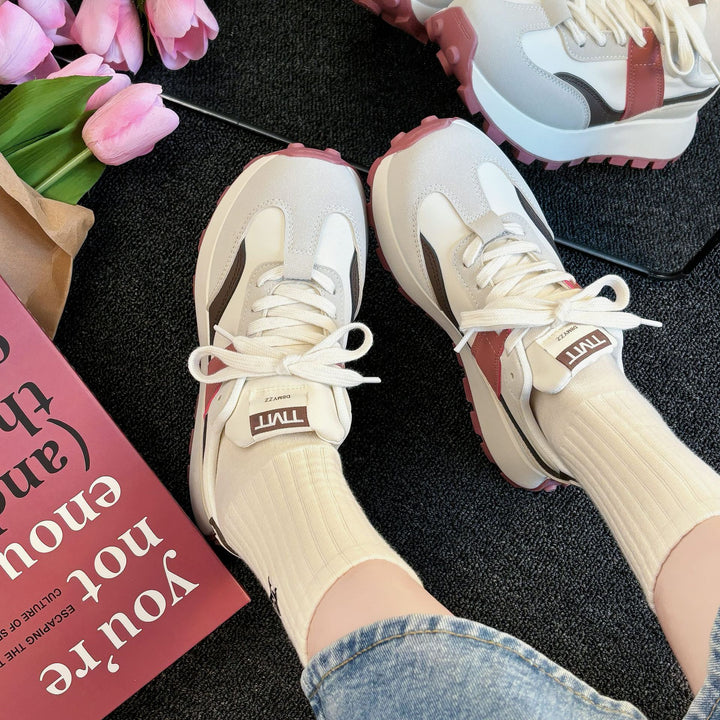 Dame Sporty Sneakers med stabil profilsål og åndbar overfladestruktur Stilla