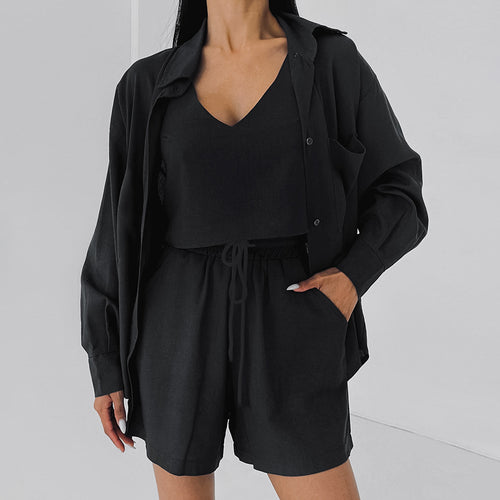 Dame afslappet sæt bestående af cropped top og shorts med praktisk snøre Stilla