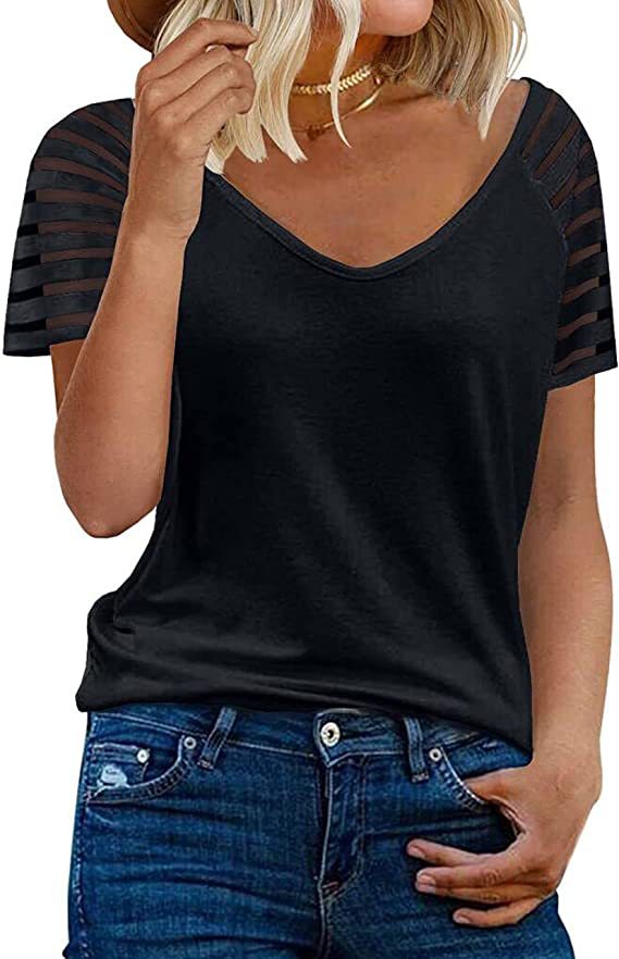 Dame V-hals T-shirt med afslappede stribedetaljer Stilla