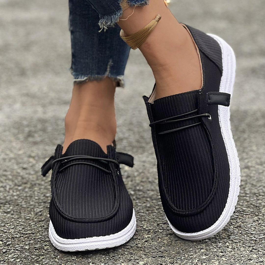 Dame afslappede Slip-On sko med elastisk komfort Stilla