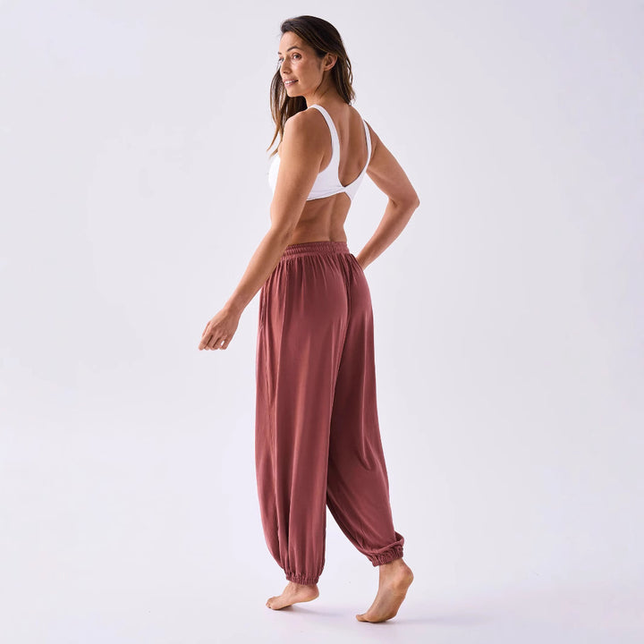 Kvinders afslappede sweatpants med elastisk talje og smal ben Skovae