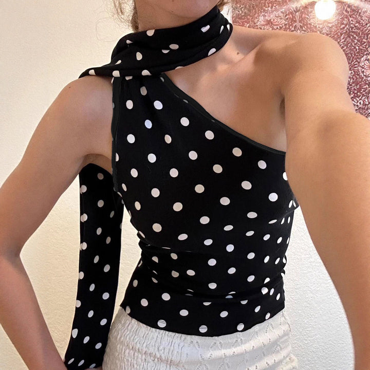 Damen asymmetrisches Oberteil mit Rüschendetails und Polka-Dot-Muster Skovae