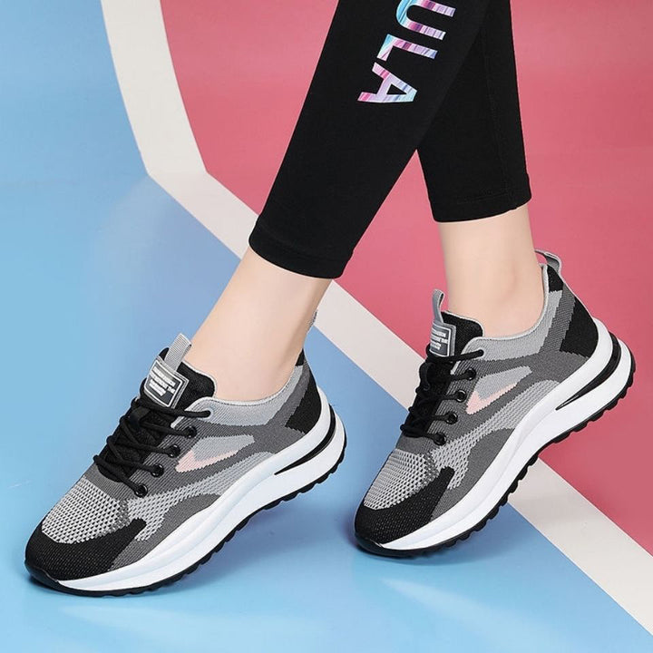 Dame Innovative og jakke-lignende Sneakers Stilla