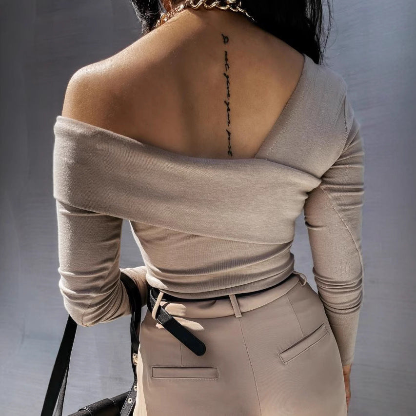 Dame Elegant og moderne top med asymmetrisk snit Stilla