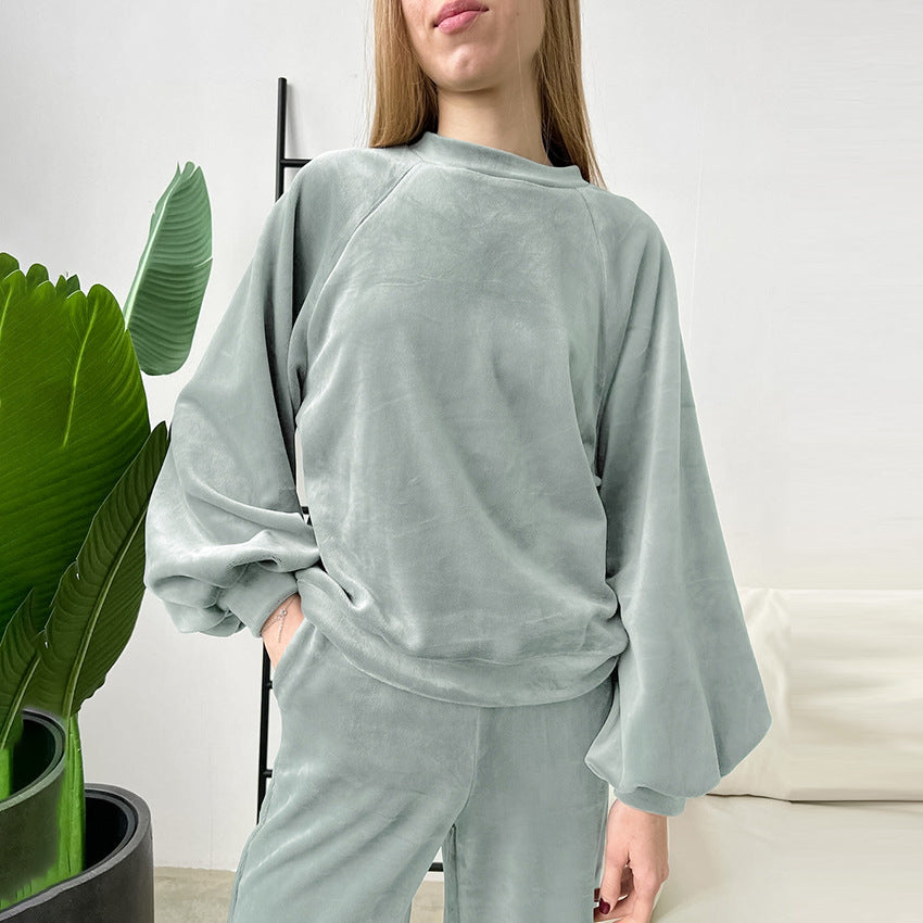 Dame hyggeligt loungewear-sæt med løstsiddende top og komfortable bukser Stilla