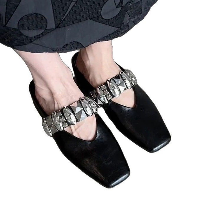 Dame Elegant Slingback-Pantolette med fashionabel metalakcenter Stilla