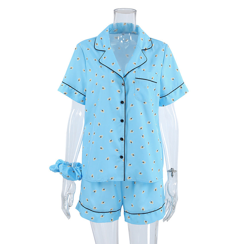 Dame pyjamasæt med blomsterprint og behagelig pasform Stilla