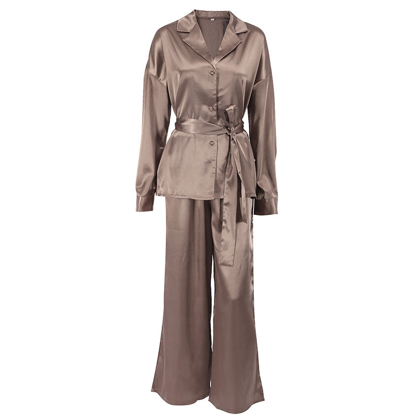 Dame Satin Pyjamas Sæt med smuk Bælte og elegant Knapdetalje Stilla
