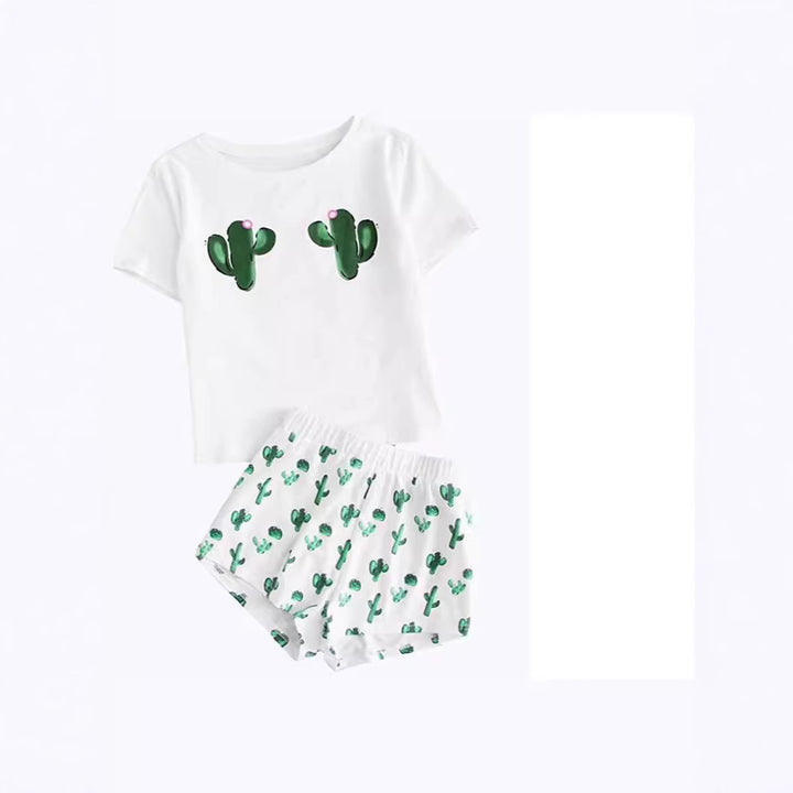 Dame pyjamaset med sjov print og komfortable shorts Stilla