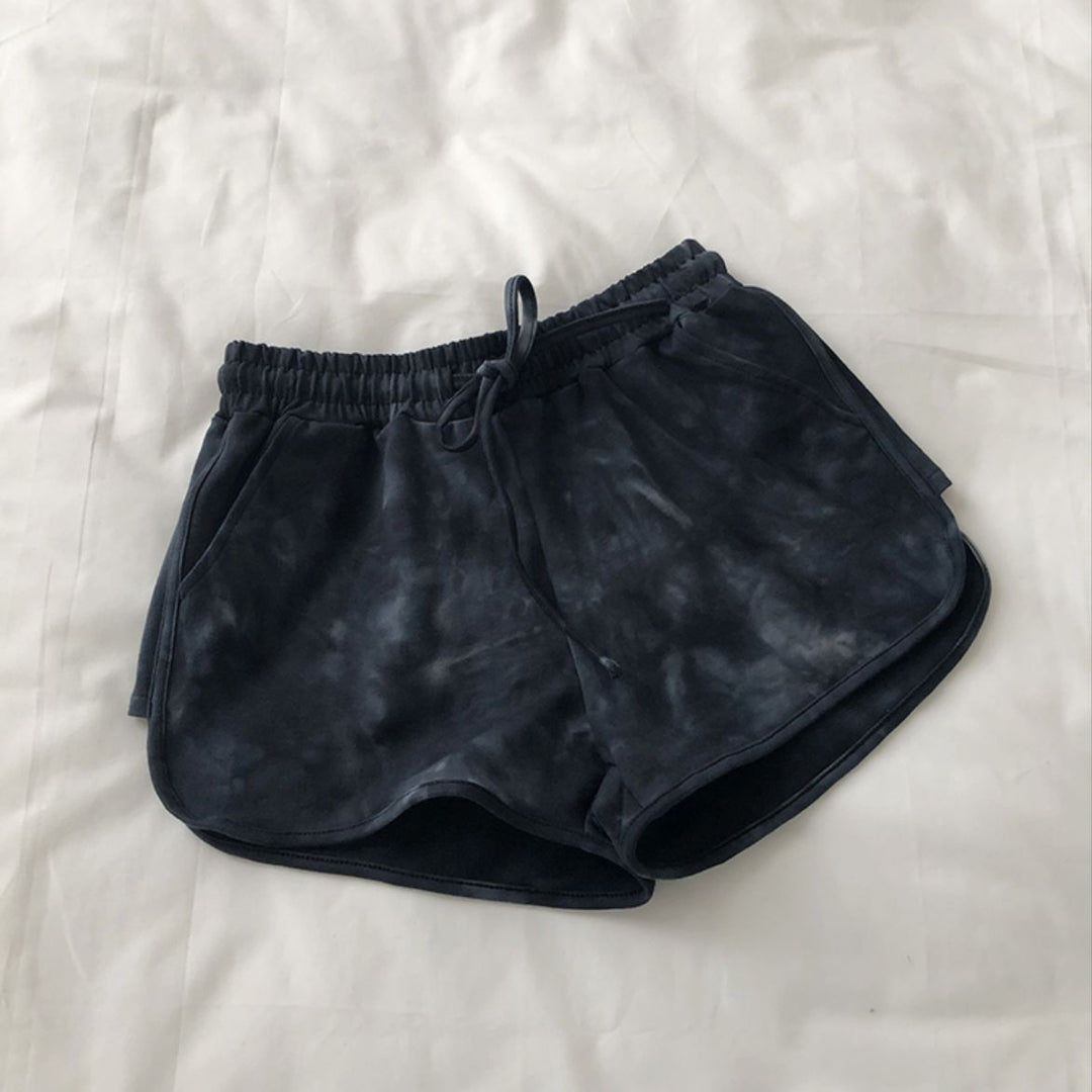 Kvindernes casual sweatshorts med trendy tie-dye design og praktiske sidelommer
