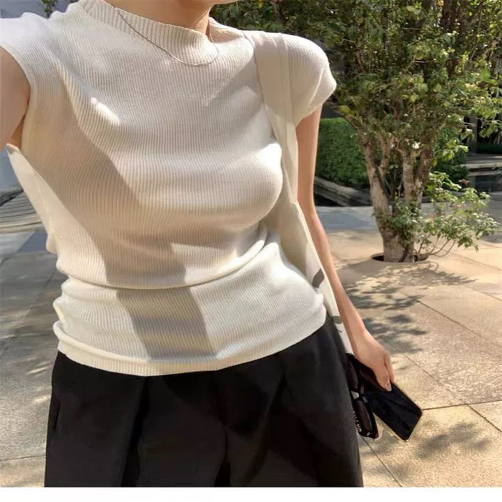 Dame figursyet ribstrik top Stilla
