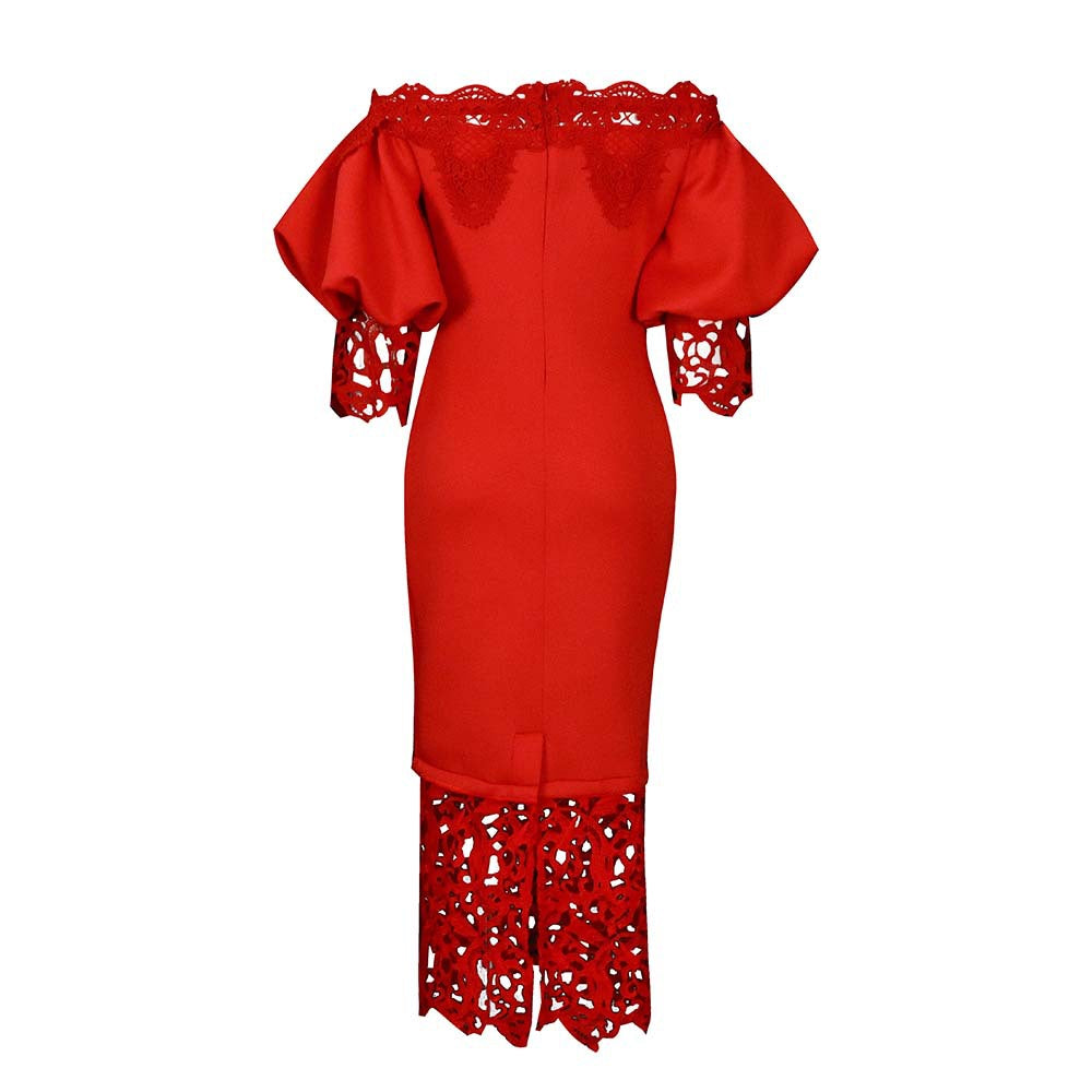 Dame figurtilpasset kjole med Off-Shoulder design og blonde ved kanten Stilla