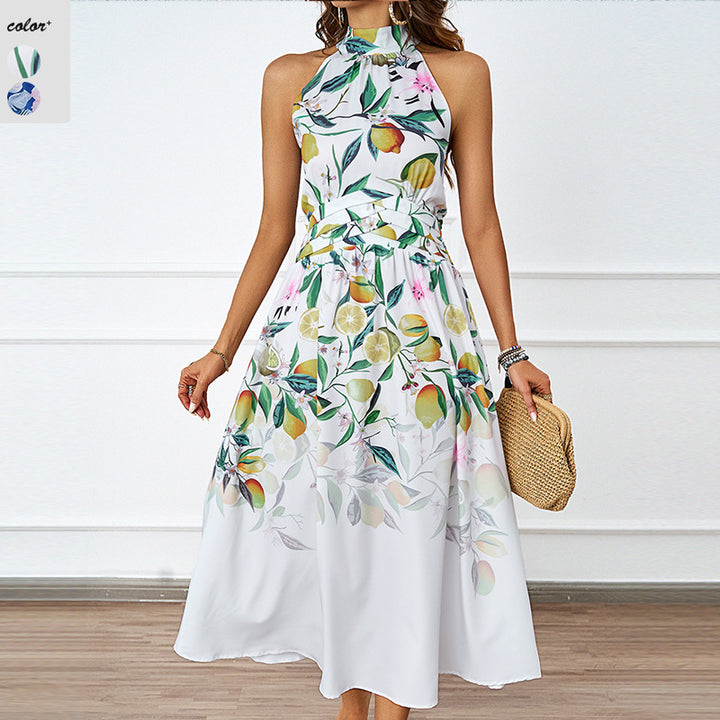 Dame Midi-Kjole med blomsterdesign og elegant Halterneck Stilla