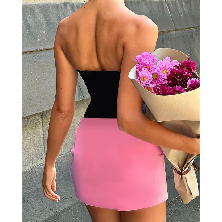 Dame Cocktailkjole med struktureret korset og blomsterapplikation Stilla