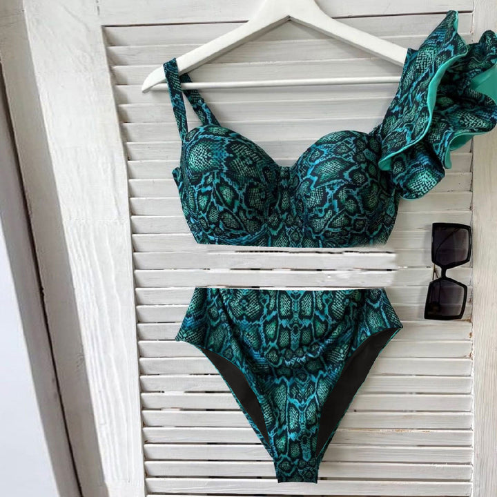 Dame Bikini-sæt med asymmetrisk overdel og blomstrede ruffle-detaljer Stilla