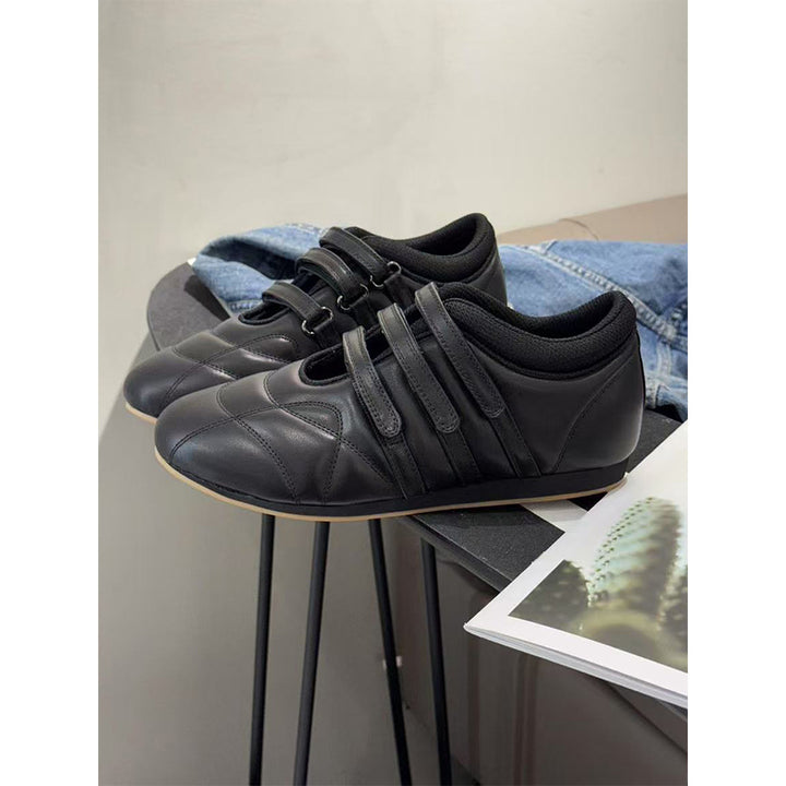 Dame Komfortable Sneakers med justerbart velcro og åndbar sål Stilla