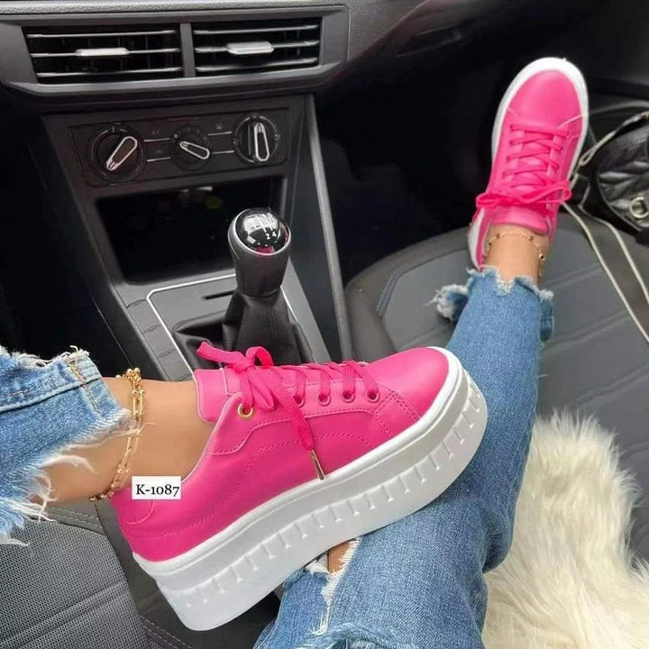 Dame Plattform-Sneakers med moderigtigt design og åndbar sål Stilla