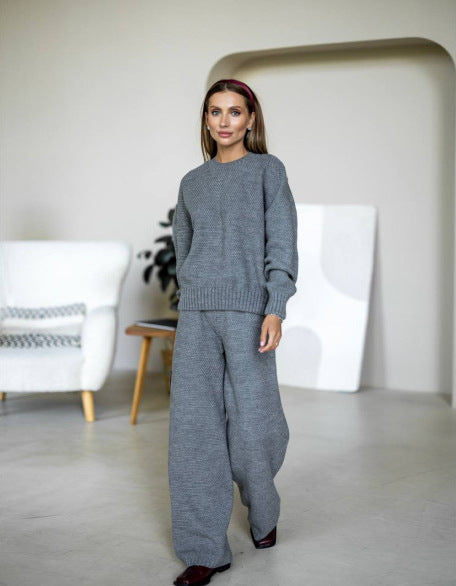 Kvinders hyggelige strikket sweater med moderne snit og bred kant Skovae