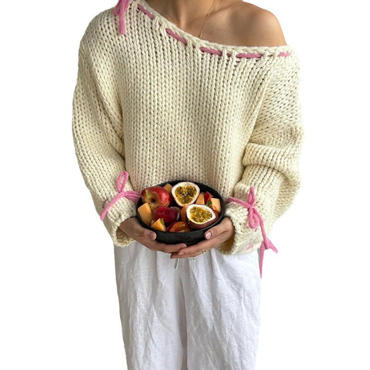 Kvindernes afslappede strikket sweater med åbne skuldre og snøre detaljer Stilla