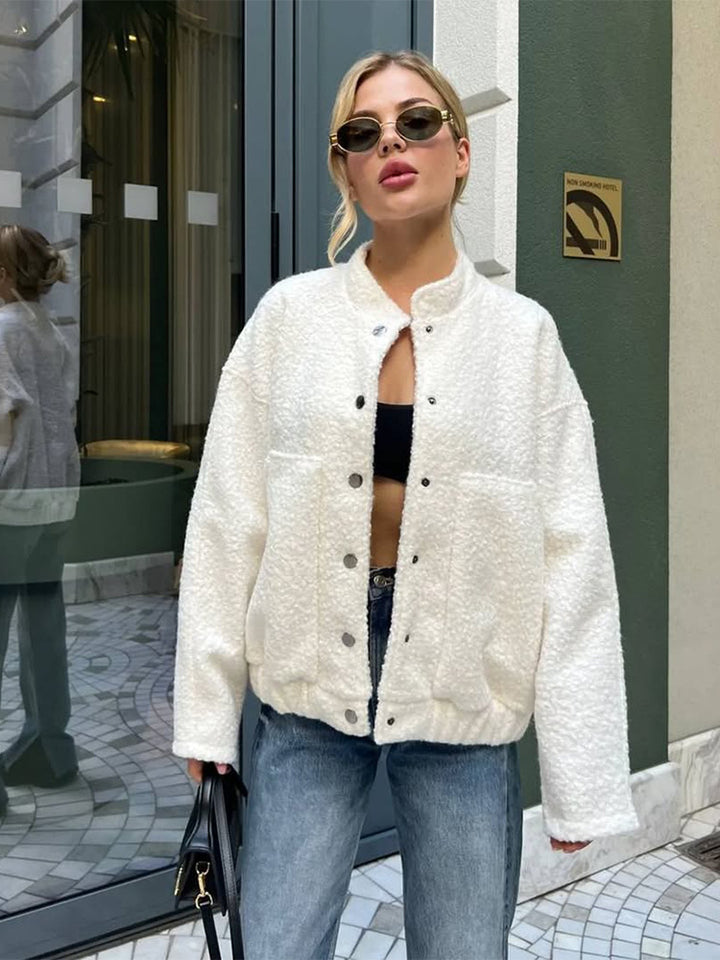 Dame Oversized Fleecejakke med trykknapper og praktiske lommer Stilla
