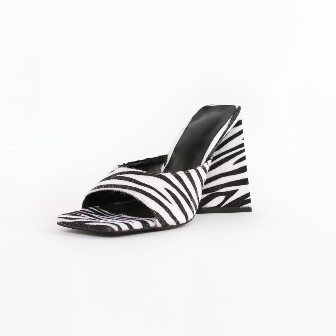 Femme Open-Toe Block Heel Mules med Bold Stripe Design Stilla
