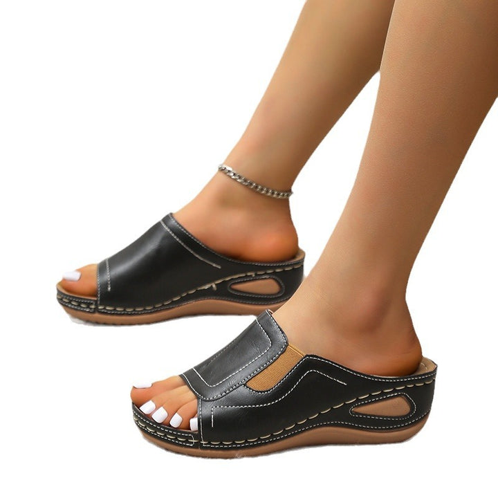 Dame Komfortable Clogs med elastiske indsatser og anatomisk fodseng Stilla