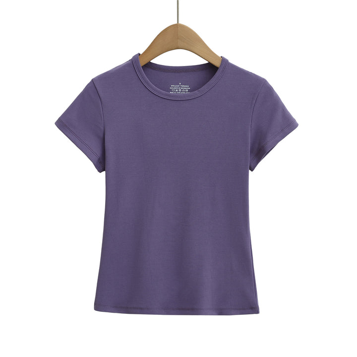 Dame Basic T-shirt med rund udskæring og tætsiddende pasform Stilla