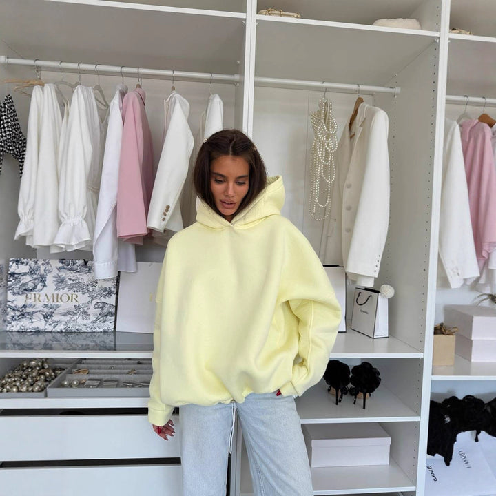 Kvindernes komfortable oversized hoodie med snoretræk og materialer af høj kvalitet Stilla