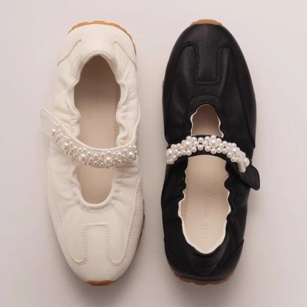 Dame ballerinas med elegante perleapplikationer og fleksibel sål Stilla