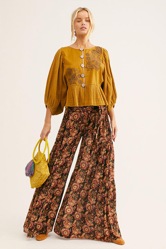 Dame Boho-stil bluse med puffærmer og elegant knaplukning Stilla