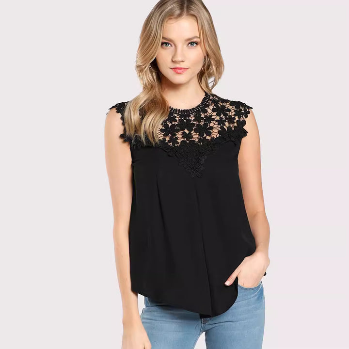 Damebluse med blomsterbroderi og flydende snit Stilla