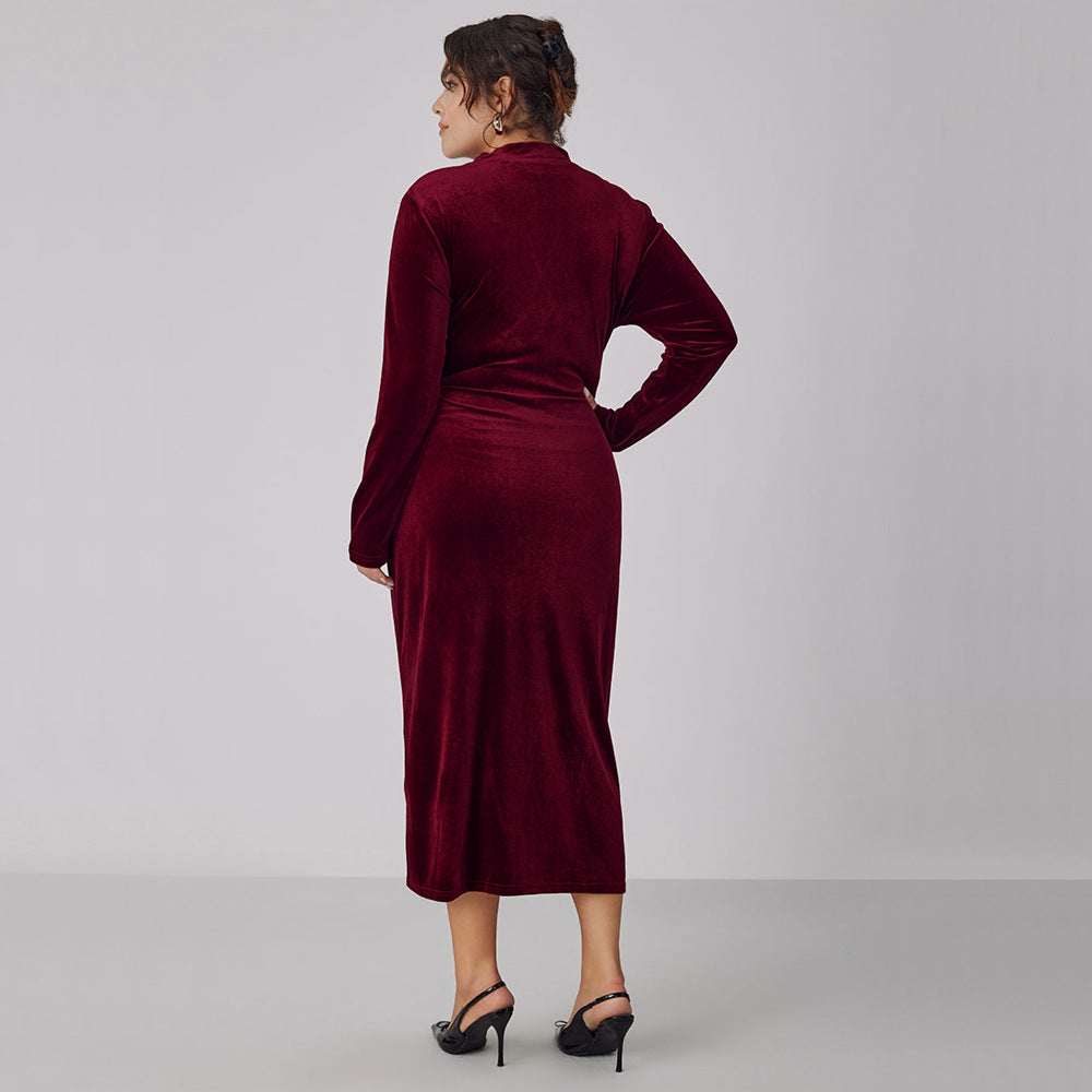 Dame Maxi-kjole med elegant omslagdesign og smuk slidse Stilla