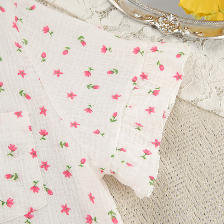 Dame pyjamasæt med ruffle-detaljer og blomstertryk Stilla