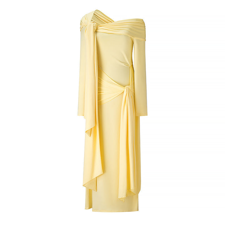 Dame elegant maxikjole med innovativt vikle- og draperingsdesign Stilla