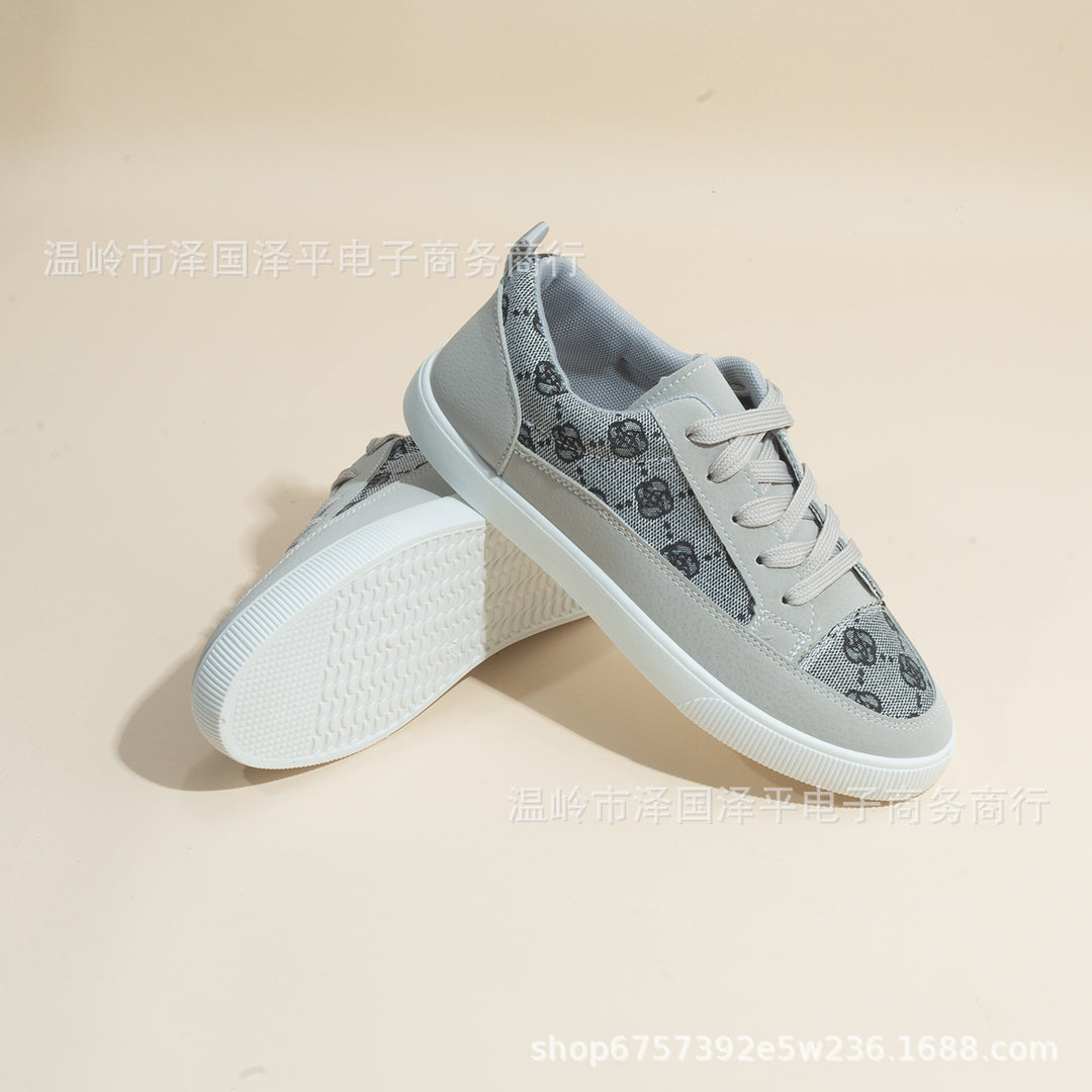 Dame sneakers med stilfuldt monogram-design og komfortabel sål Stilla